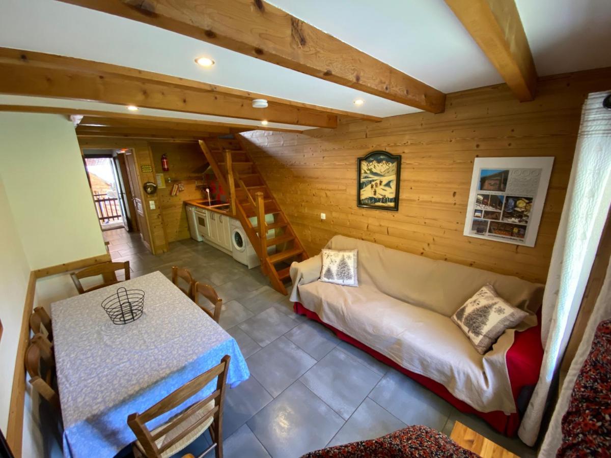 L Alpin Bel Appartement Avec Terrasse Dans Vieille Ferme De Montagne Renovee レ・ゾル エクステリア 写真