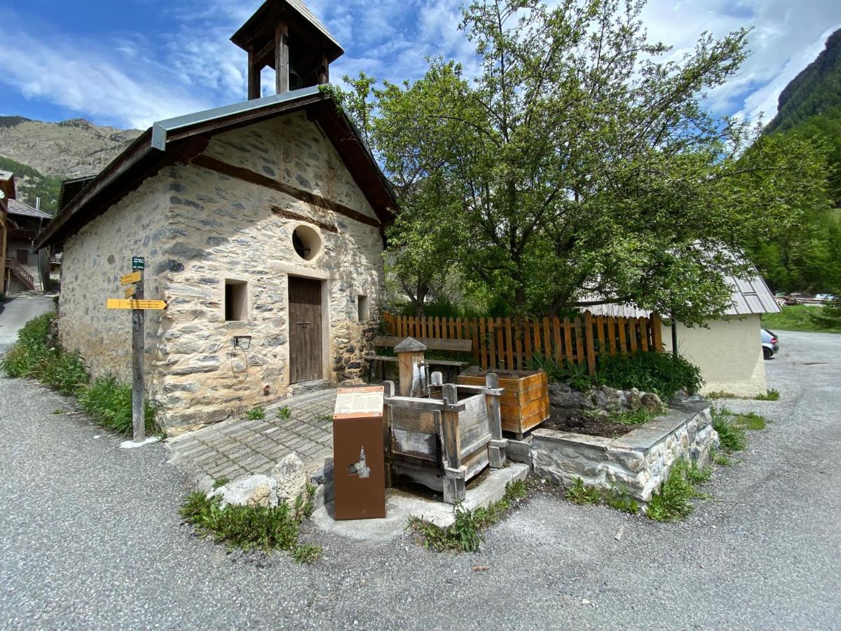L Alpin Bel Appartement Avec Terrasse Dans Vieille Ferme De Montagne Renovee レ・ゾル エクステリア 写真