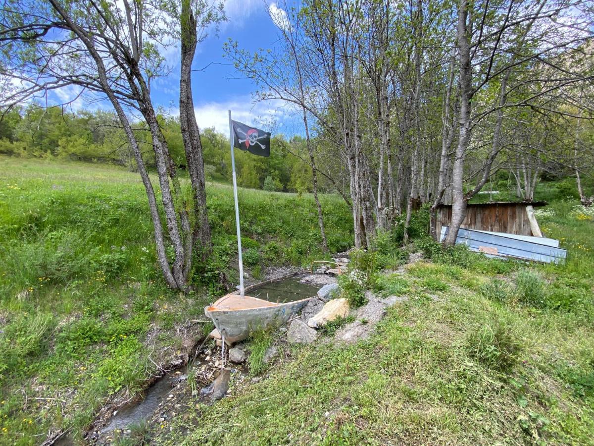 L Alpin Bel Appartement Avec Terrasse Dans Vieille Ferme De Montagne Renovee レ・ゾル エクステリア 写真