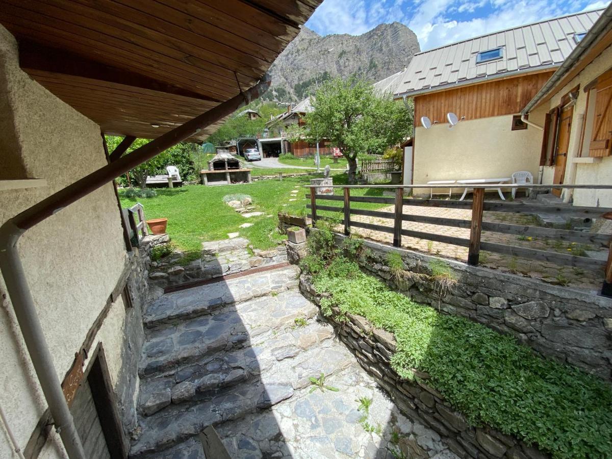 L Alpin Bel Appartement Avec Terrasse Dans Vieille Ferme De Montagne Renovee レ・ゾル エクステリア 写真